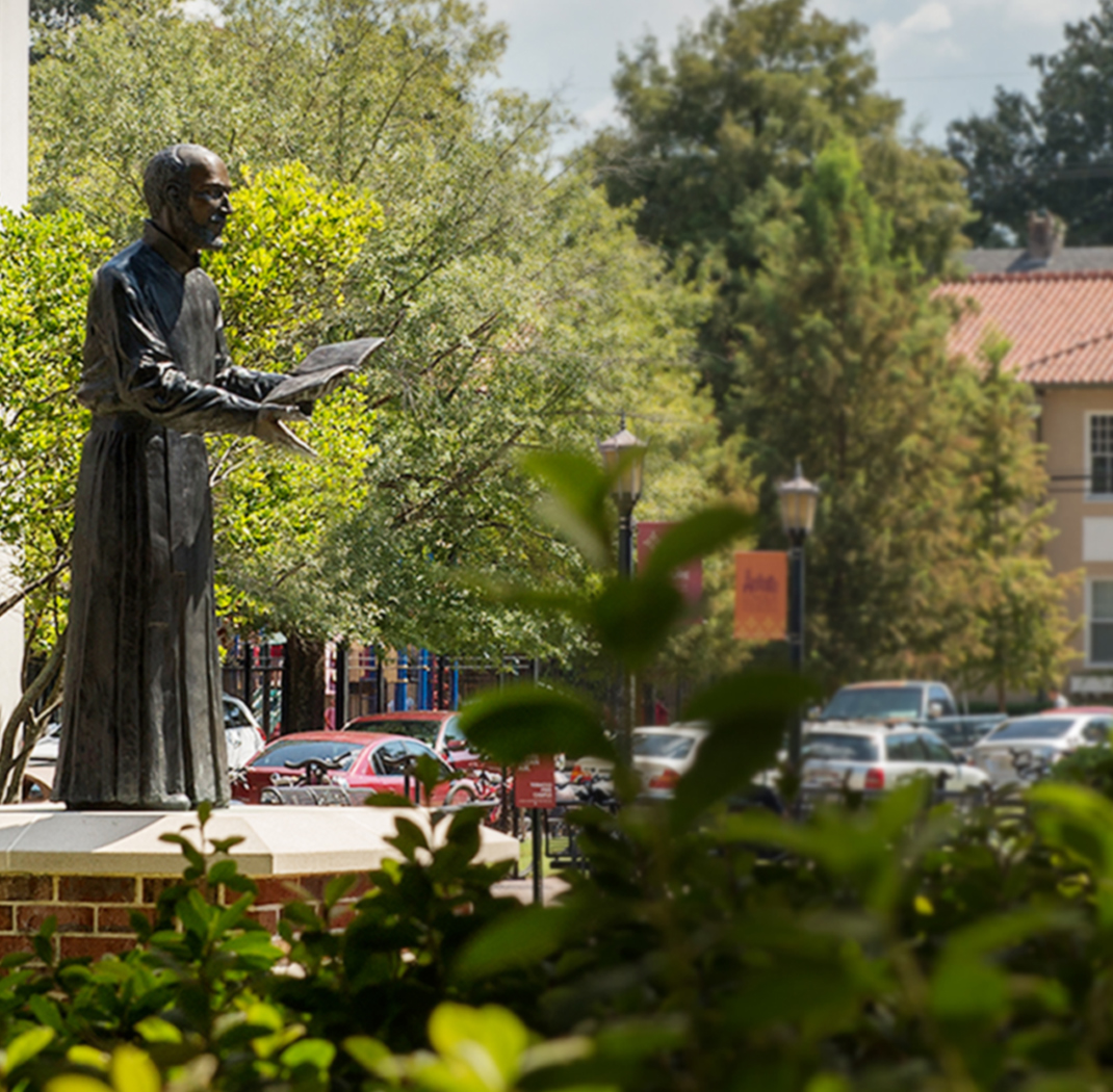 Side view of Ignatius Loyola statue
