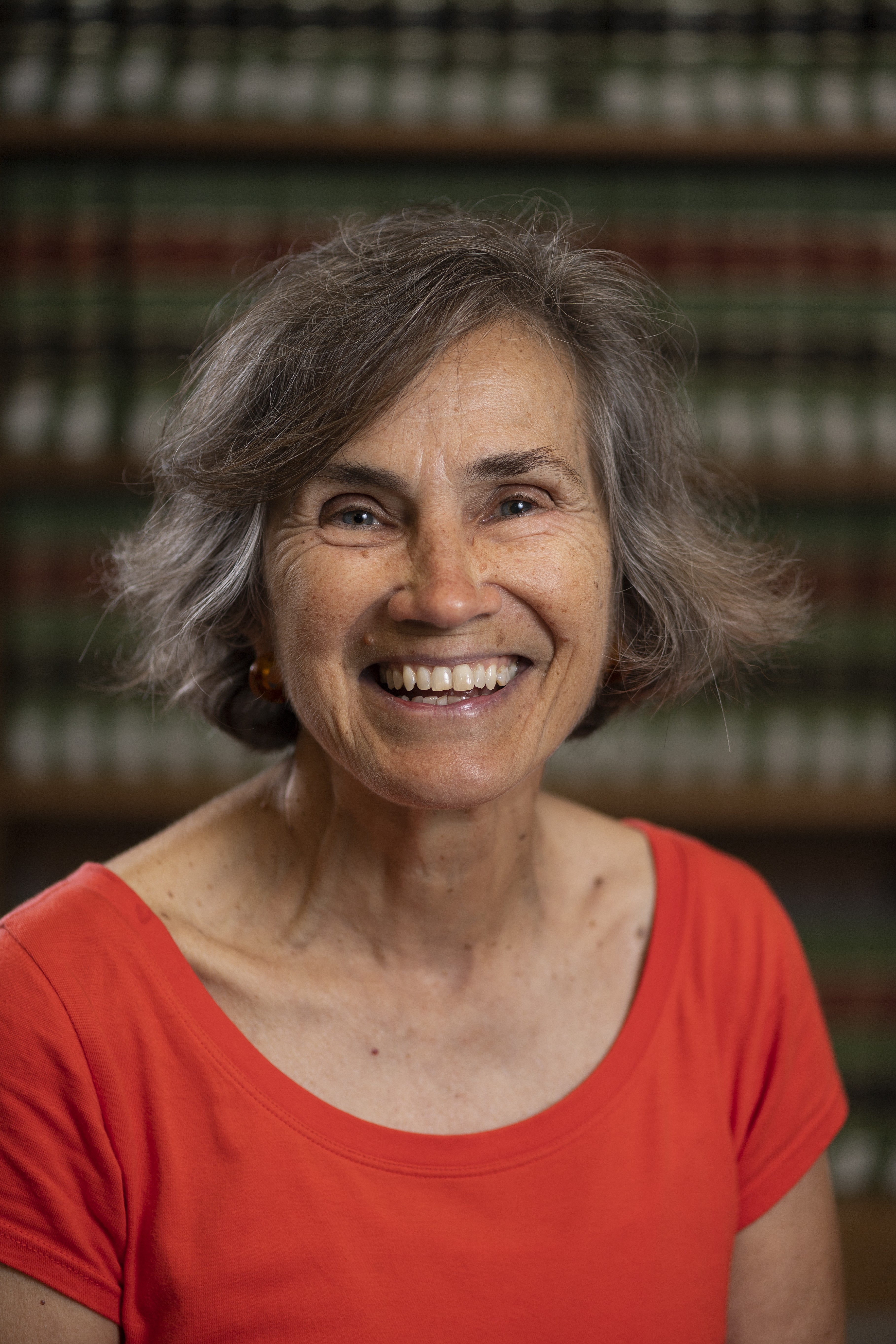 M. Isabel Medina headshot